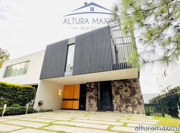 Casa de 3 habitaciones, Zapopan · Casa en Venta Alcazar Oriente Zona Andares Zapopan