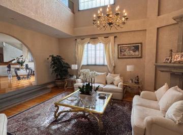 Casa en condominio de 3 habitaciones, Alvaro Obregón · Casa en Venta en Jardines del Pedregal Ciudad de Mexico