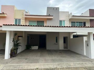 Casa de 3 habitaciones, Puerto Vallarta · Casa Palmeiras 5 Marina Vallarta
