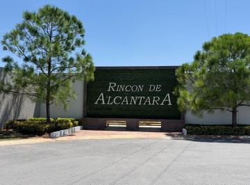 Casa · 241m² · 3 Recámaras · 2 Estacionamientos · Casa en Venta Residencial Rincón de Alcántara