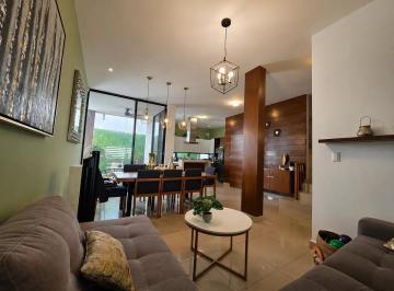 1 · Casa en Venta Cumbres San Agustín | Jacuzzi, Paneles Solares, Rooftop