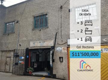 Casa · 370m² · 3 Recámaras · 1 Estacionamiento · Casa con Locales Comerciales