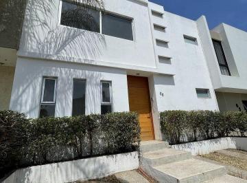 5c28d29f80b2b2c1ffe20fdbcdc3afed7c05e90015410eb19a24ab2b22ca5edf · Casa en Venta en Casa Fuerte Tlajomulco de Zuñiga