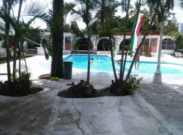 Casa de 9 habitaciones, Xochitepec · Casa en Venta en Xochitepec con 2400 m