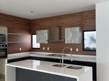 Casa en condominio de 4 habitaciones, Querétaro · Moderna Casa en Lomas de Juriquilla, con Recámara en Pb.