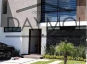 Casa de 4 habitaciones, Ocoyucan · Casa en Condominio Parque Aguascalientes, Lomas de Angelopolis, Puebla.