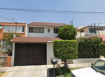 Casa de 2 habitaciones, Naucalpan de Juárez · Venta de Casa en Montes de Oca Satelite