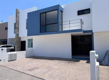 Casa en condominio de 3 habitaciones, Querétaro · Casa Venta Privada Lucepolis Milenio III Querétaro con Cuarto Servicio