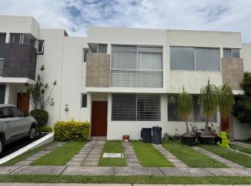 Casa en condominio de 3 habitaciones, Zapopan · Casa en Renta en El Fortin