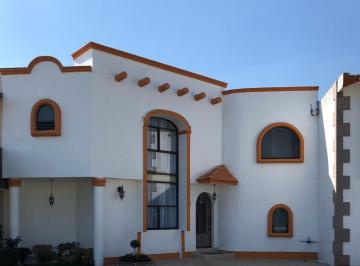 Casa · 3 Recámaras · Casa en San Jorge Pueblo Nuevo