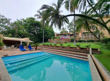 Casa de 5 habitaciones, Cuernavaca · Casa en Venta Cuernavaca 2018 m²