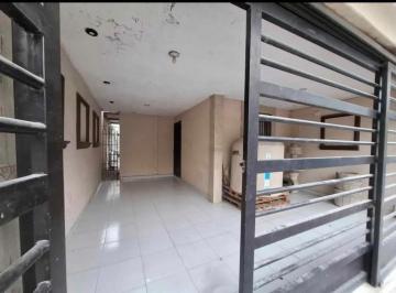 Casa · 2 Recámaras · 1 Estacionamiento · Casa en Hacienda Los Cantu