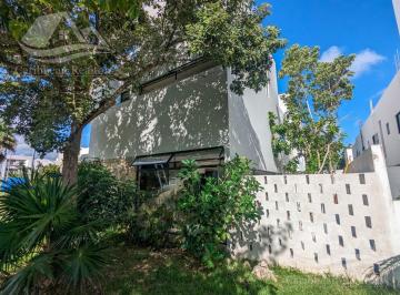 Casa · 120m² · 3 Recámaras · 2 Estacionamientos · Casa en Venta en Cancun Fraccionamiento Arbolada