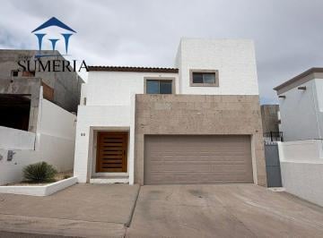d833cd9eea827944a8fee7487d6238df27b5c6dfeda980987dd2724ab9fc88f5 · Casa en Renta en Cantera