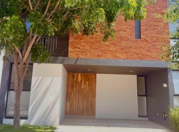 Casa en condominio de 3 habitaciones, Zapopan · Casa en Venta Solares Coto Soare