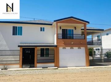 Casa de 3 habitaciones, Ensenada · Casa en Venta en San Carlos, Ensenada – 3 Recámaras