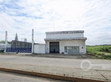 Bodega comercial · 976m² · Bodega en Venta o Renta en Carretera Transistmica Km 7.0, Col. Ejidal