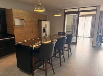 0f5d8d73c4d2401d1ebcc87b5dc308db9a1c6638a68814b24062cc8183afdc8c · Penthouse en Renta, Torre Bakara