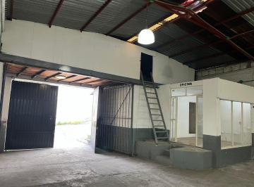 Bodega comercial · 200m² · Galpón - Las Aguilas