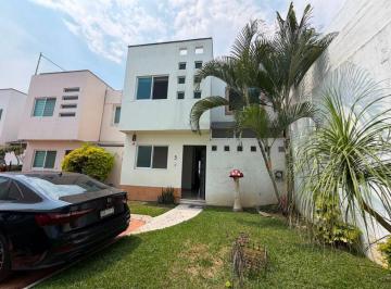 Casa de 3 habitaciones, Temixco · Casa en Renta de 147 m² en Temixco, Morelos