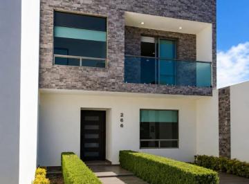 Casa de 3 habitaciones, Pachuca · Casa Semi Amueblada en Arboledas de San Javier por Intermedica