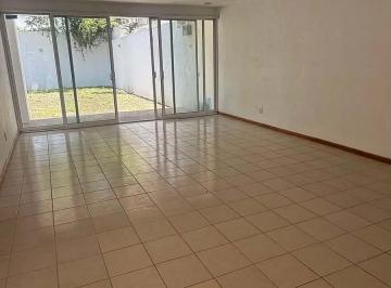 Casa de 3 habitaciones, Querétaro · Casa en Renta en Jurica