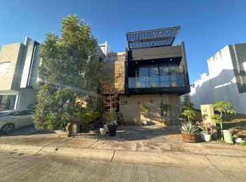 Casa de 3 habitaciones, Zapopan · Casa en Venta en Valle Imperial – Coto Maya