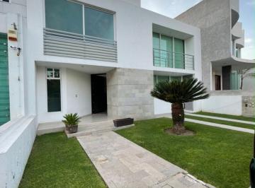 Casa de 4 habitaciones, San Juan del Río · Residencia en Renta en Claustros del Río