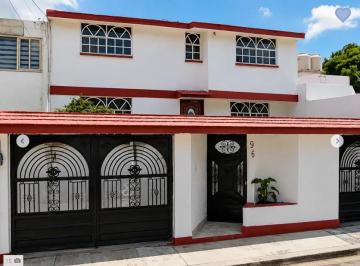 Casa de 3 habitaciones, Naucalpan de Juárez · Propiedad en Venta en Lomas Verdes, en Naucalpan de Juarez Edo de Mex.