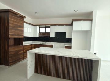 Casa de 4 habitaciones, Saltillo · Casa en Venta con 4 Recámaras en Rincón de Los Encinos