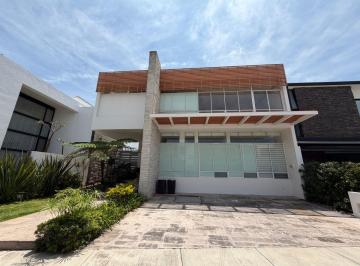 Casa de 3 habitaciones, Zapopan · Casa en Renta en Condominio Los Olivos Residencial Zapopan