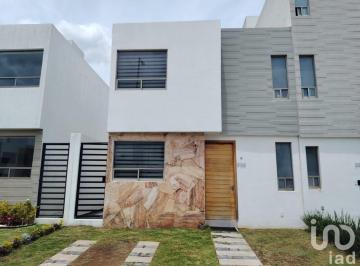 Casa · 92m² · 3 Recámaras · 1 Estacionamiento · Venta de Casa en La Reserva