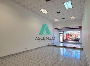 Local comercial · 150m² · 3 Estacionamientos · Renta de Local Comercial en Col. Santo Niño