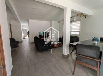 Casa · 294m² · 8 Recámaras · 3 Estacionamientos · Casa en Cerca de La Zona Hotelera y Centro 8 Recamaras Ideal Para Negocio