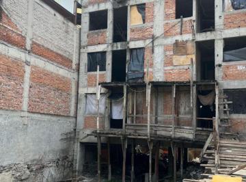 Edificio , Venustiano Carranza · Terreno con Edificio en Obra Negra en Venta Col. Moctezuma