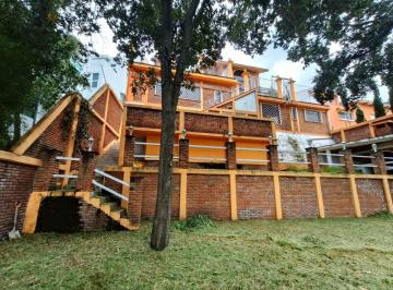 Casa de 3 habitaciones, Atizapán de Zaragoza · En Venta Casa Para Actualizar en Condado de Sayavedra, Atizapán de Zaragoza