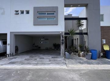 Casa de 4 habitaciones, Monterrey · Residencia de Lujo con Alberca en Carretera Nacional