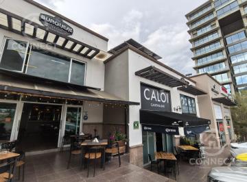Local comercial · 100m² · Renta Local Plaza Bosques del Refugio Sobre Blvd Campestre! León Gto