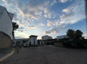Casa en condominio de 3 habitaciones, Querétaro · Cumbres del Lago Juriquilla Vive con Comodidad y Amenidades en Esta Amplia Casa con Gran Jardín.