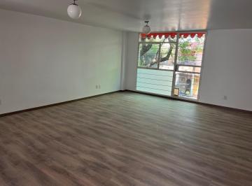 Departamento de 2 habitaciones, Coyoacán · Townhouse con Balcón en El Corazón de La Colonia del Carmen en Coyoacan