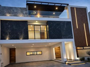 Casa en condominio de 5 habitaciones, San Andrés Cholula · Casa en Venta en Cluster Gran Reserva, Lomas de Angelópolis III