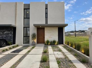 1 · Casa en Venta Dentro de Fraccionamiento, Zona Tejeda, Corregidora, Querétaro