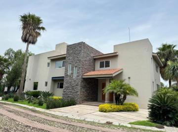 1 · Casa en Renta en Balvanera Polo & Country Club –