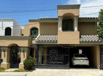 Casa de 3 habitaciones, Monterrey · Casa en Renta Lomas del Paseo, Mty