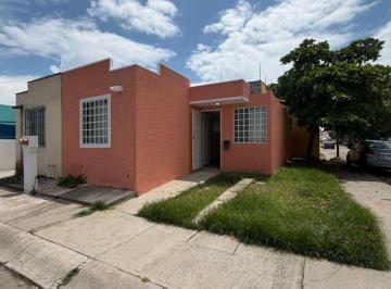Casa de 3 habitaciones, Bahía de Banderas · Casa en Valle Dorado Sin Muebles en Esquina | en Renta