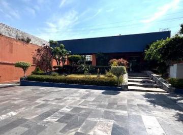 Local comercial · 1274m² · 17 Estacionamientos · Casona en Renta en Av Juarez