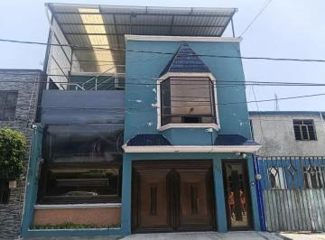 1 · Amplia Casa en Venta en Coacalco