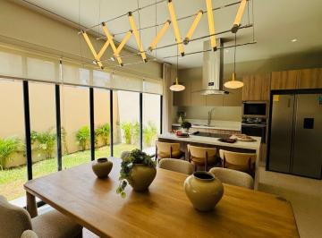 Casa · 142m² · Casa en Venta en Residencial Arbolada