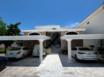 e65a87b2-cca4-4ac6-8506-0e8c73b69e37.JPG · Casa en Venta en Fraccionamiento El Cid