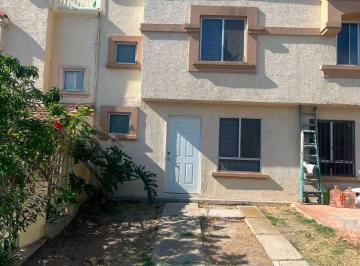 Casa de 2 habitaciones, Tijuana · Venta Casa 2 Recamaras Colinas del Rey Col La Sierra